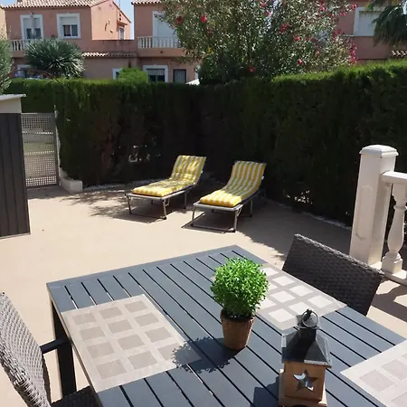 Casa Del Sol In Апартаменты Эльс-Поблетс